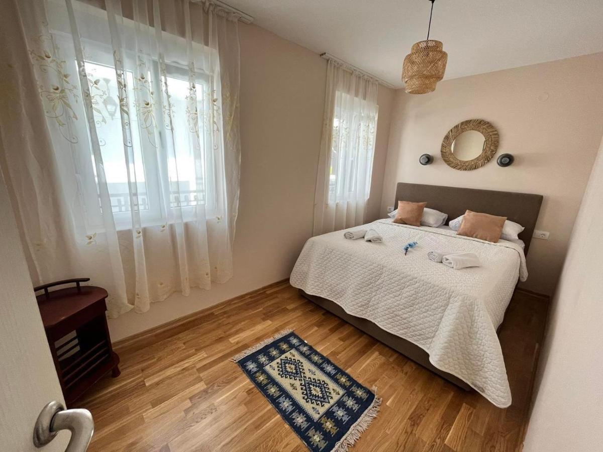 Fortunella Apartments Herceg Novi Esterno foto